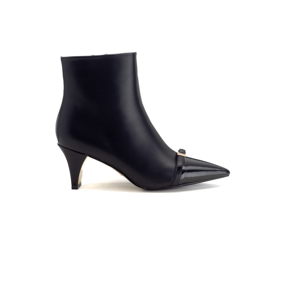 Bulbul - Car26-9 - Black